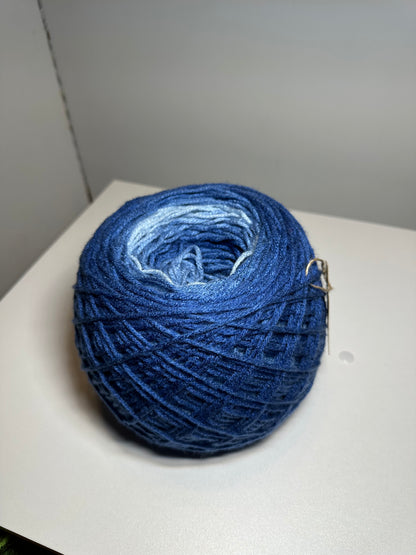Ombre Blue Second Hand Yarn