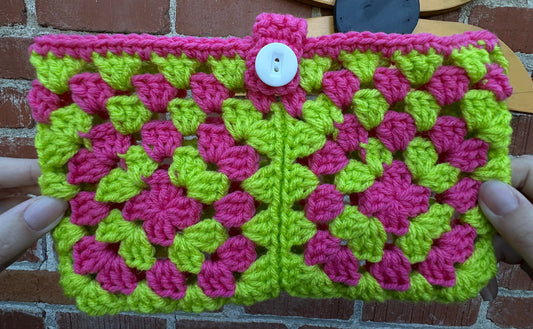 Granny Square Book Sleeve