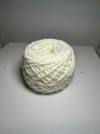 White Second Hand Yarn