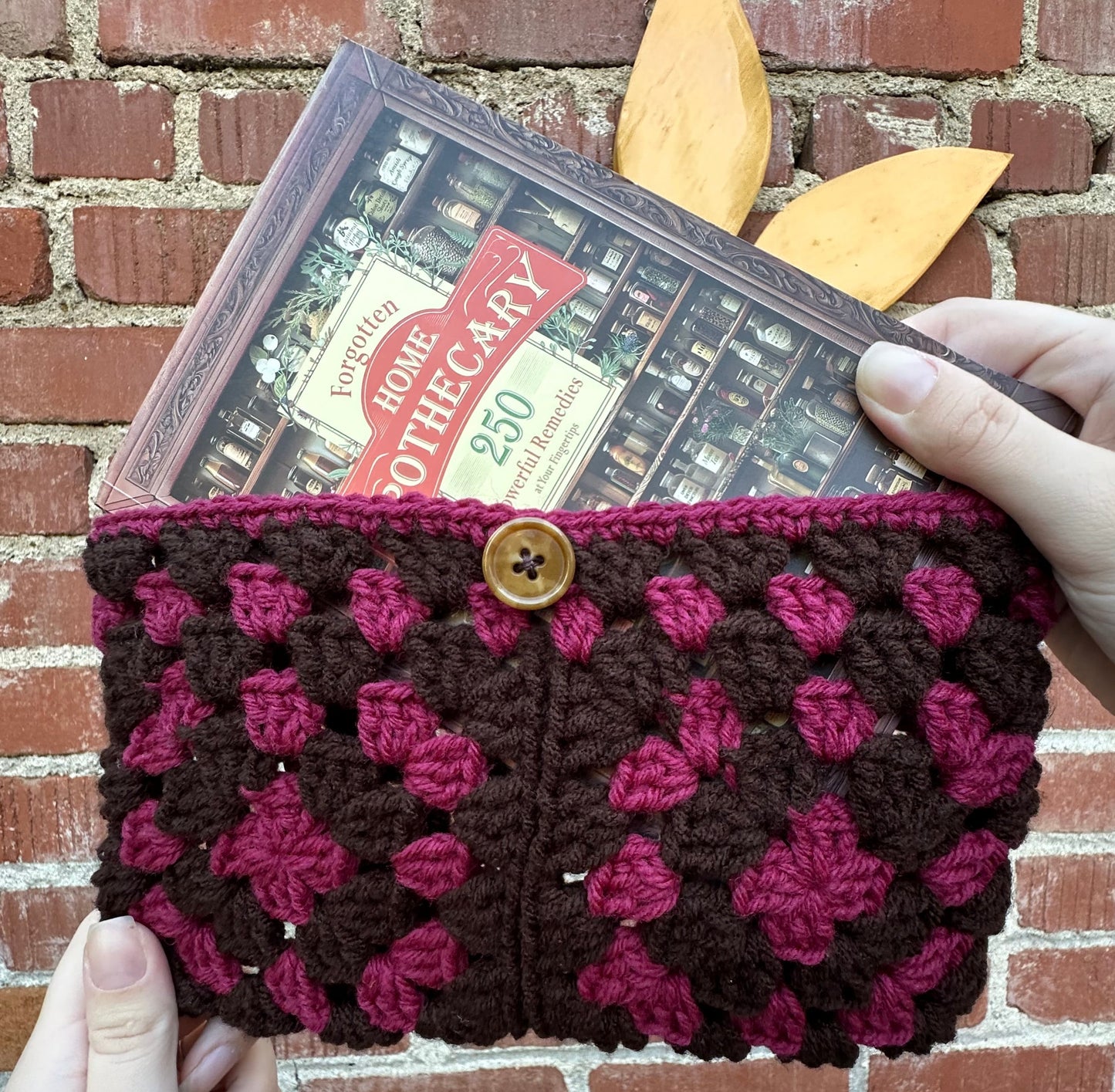Granny Square Book Sleeve