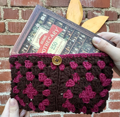 Granny Square Book Sleeve
