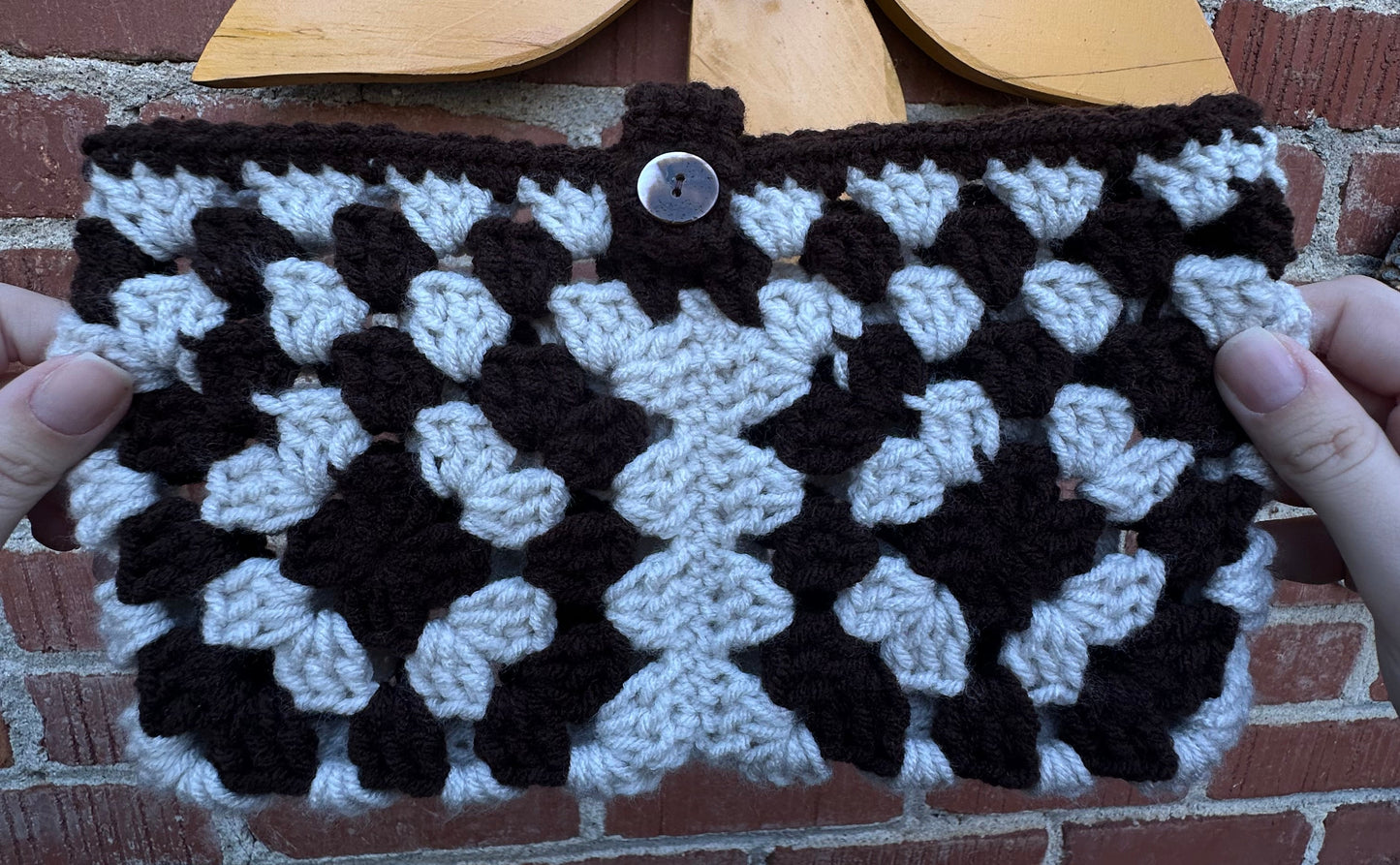 Granny Square Book Sleeve
