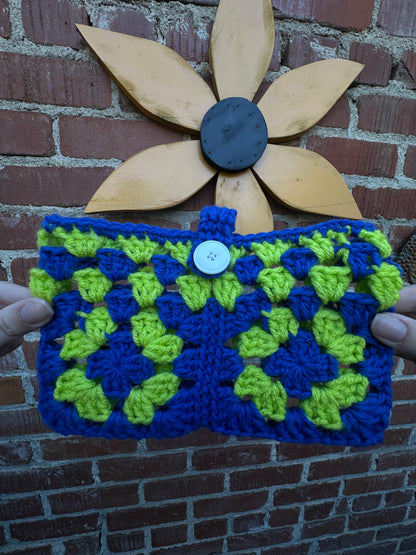 Granny Square Book Sleeve