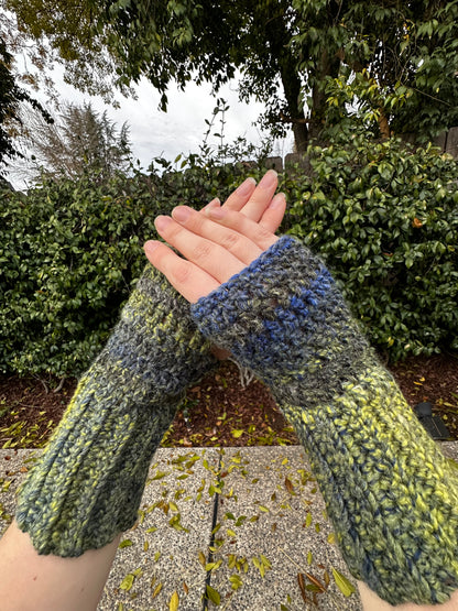 Blue Shock Fingerless Gloves